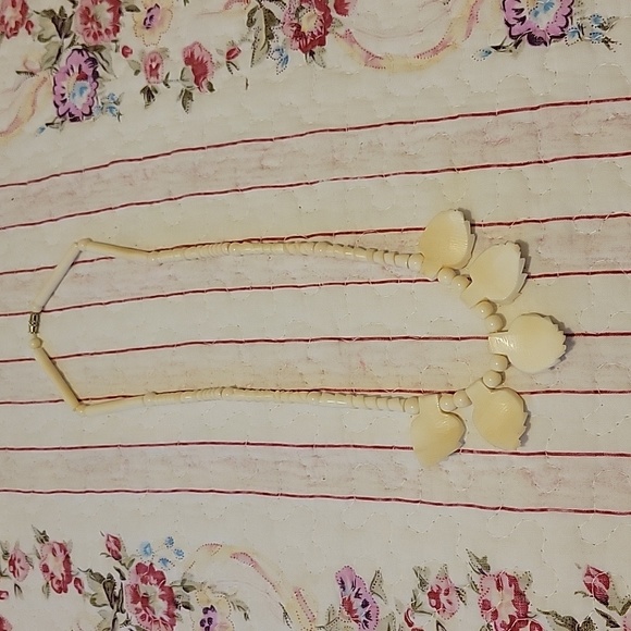 💛BOGO💛 Beaded Necklace - Picture 3 of 4